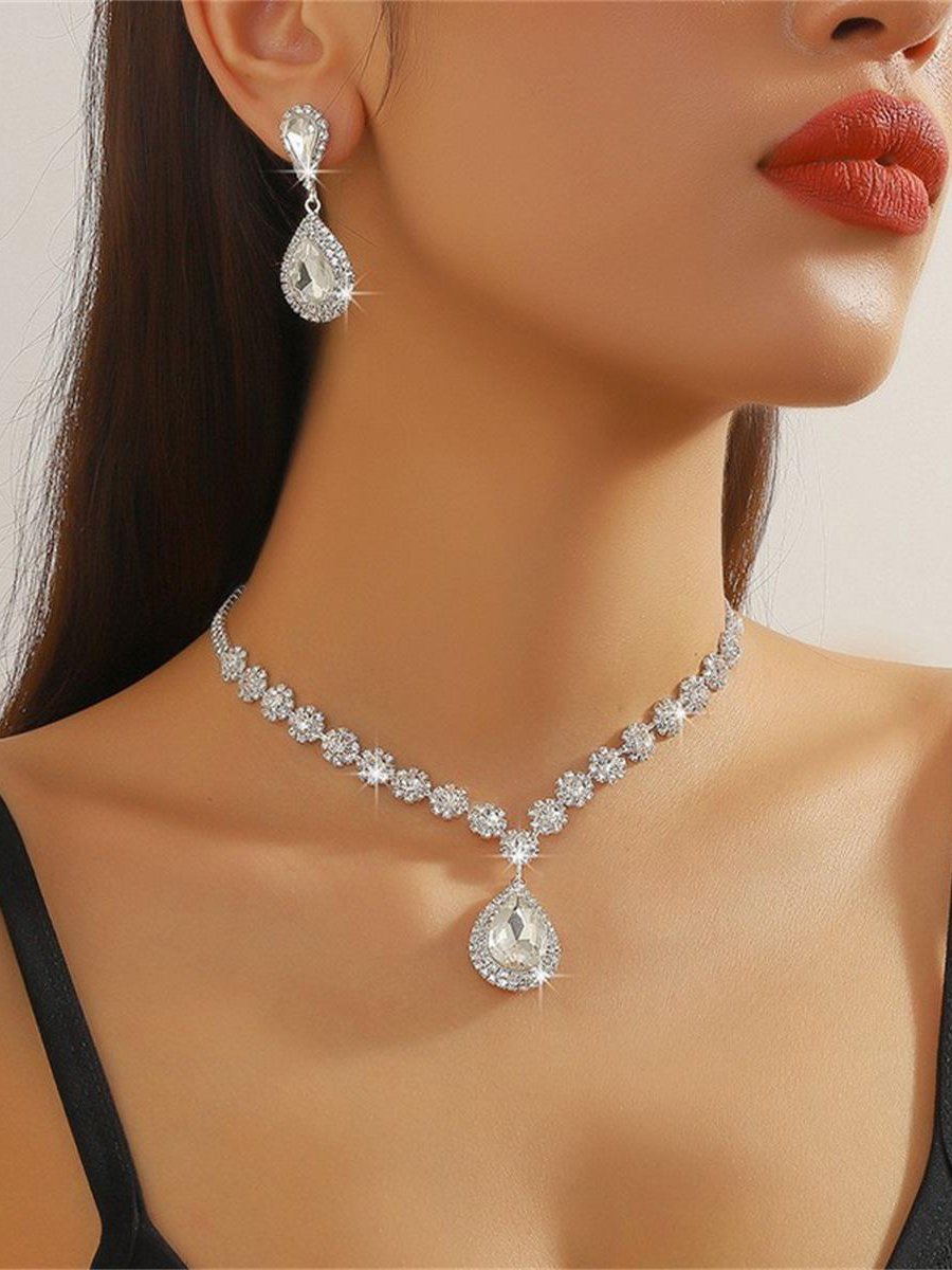 Elegant Teardrop Crystal Necklace and Earring Set