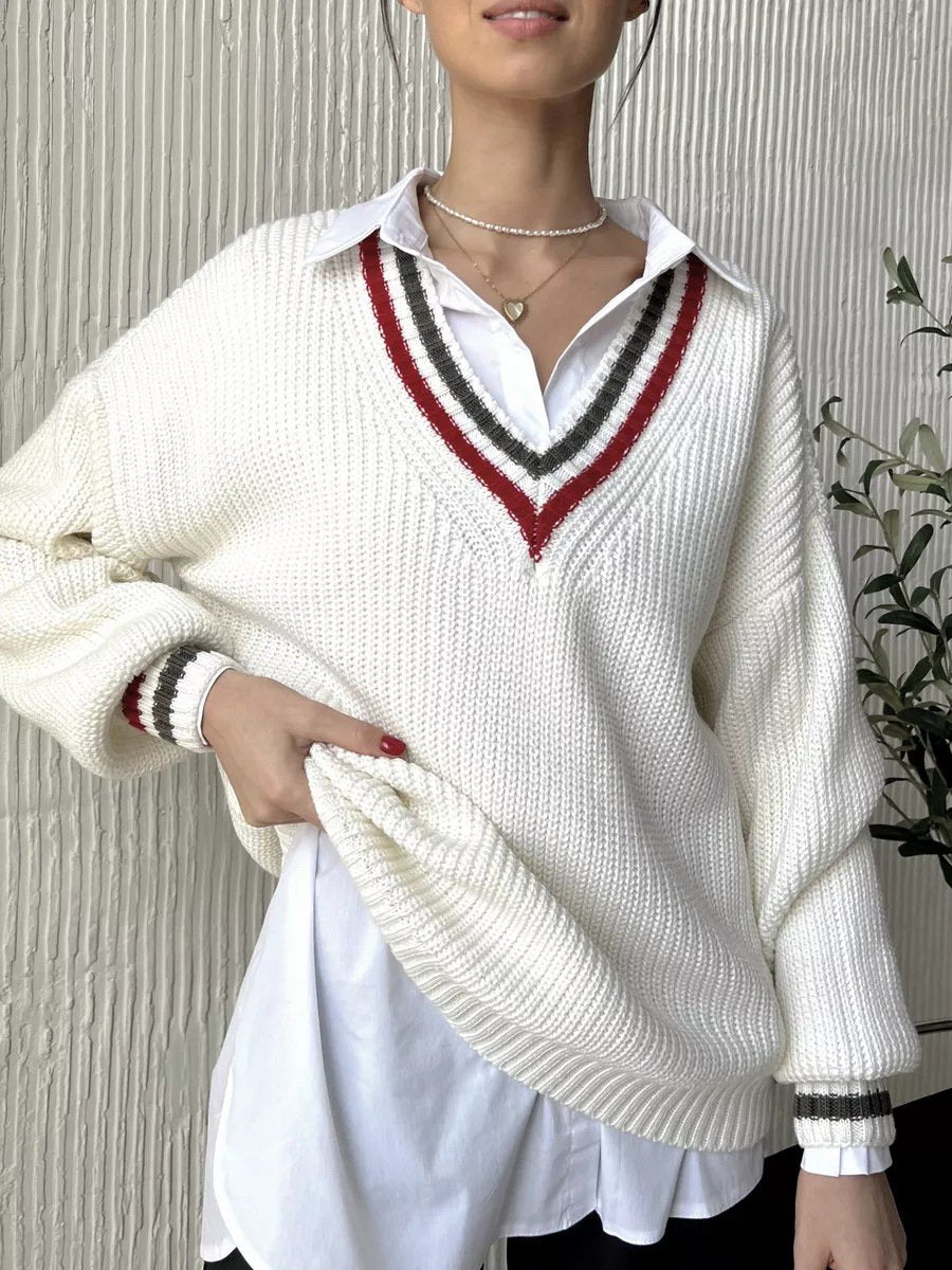 V-neck Long-sleeved Sweater